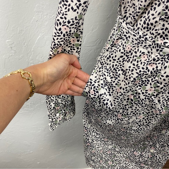 UNTUCKIT For Her Phoebe Floral Print
Long Sleeve Button Shirt Dress Size 6 - Picture 6 of 11